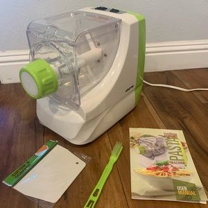 Gourmia Pasta Maker